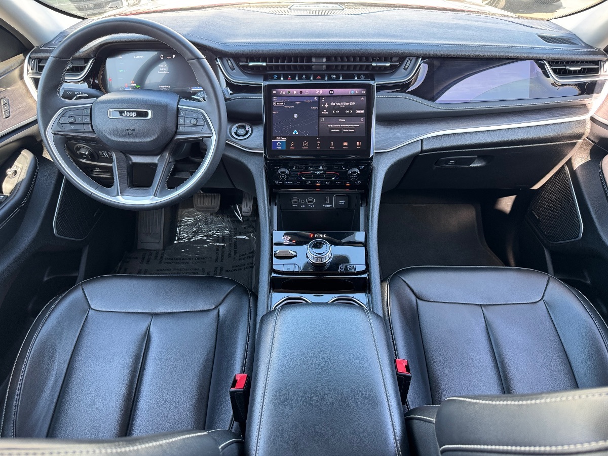 2023 Jeep Cherokee 4xe photo 19