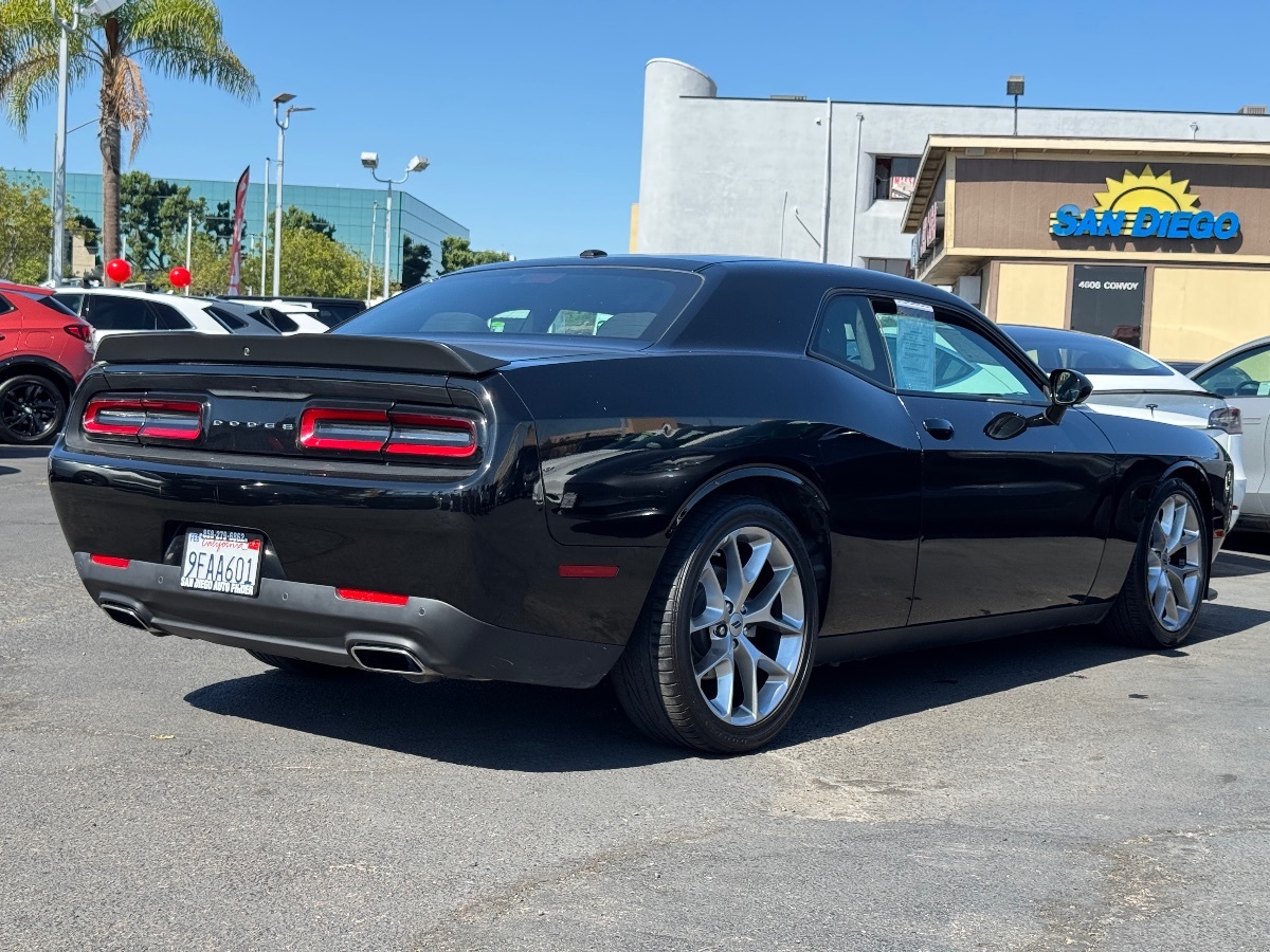 2023 Dodge Challenger GT photo 7