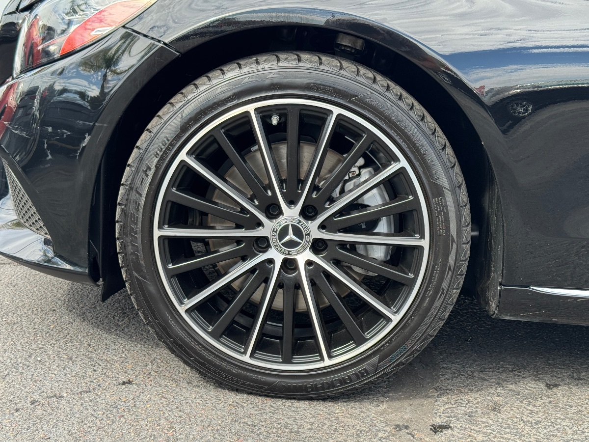 2021 Mercedes Benz C 300 Sedan photo 6