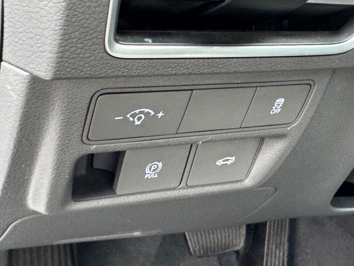 2025 Hyundai Sonata SEL photo 22