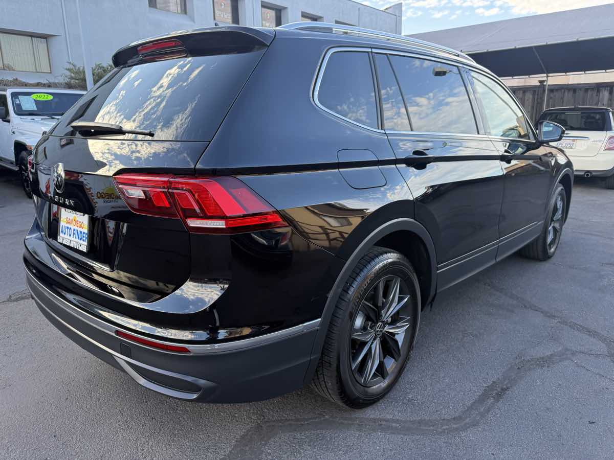 2024 Volkswagen Tiguan SE Wolfsburg Edition photo 4