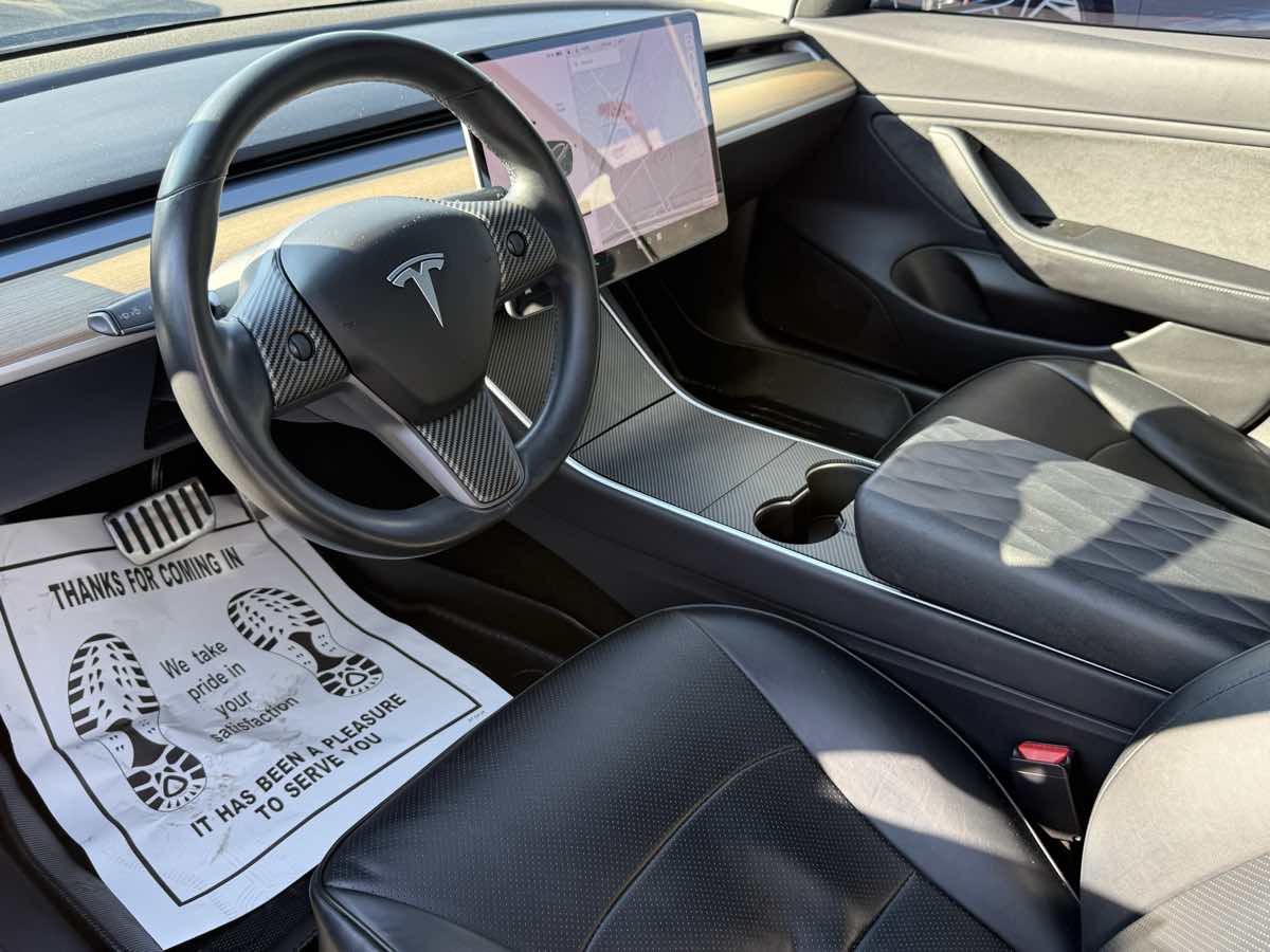 2018 Tesla Model 3 photo 6