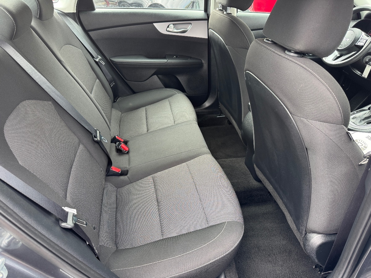 2024 Kia Forte LXS photo 16