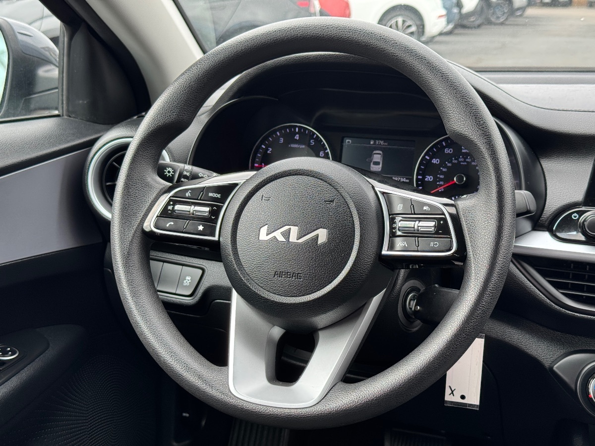 2024 Kia Forte LXS photo 21