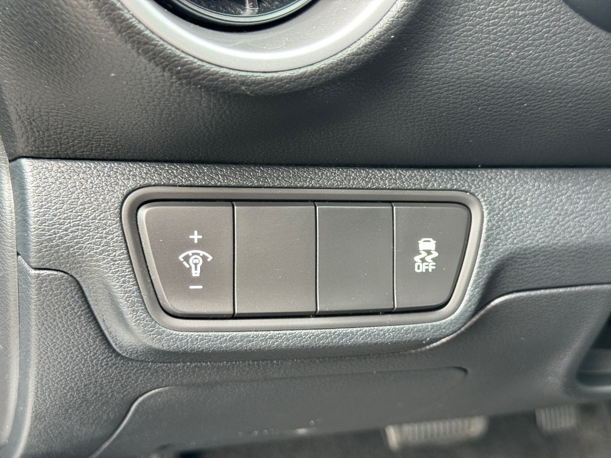 2024 Kia Forte LXS photo 25