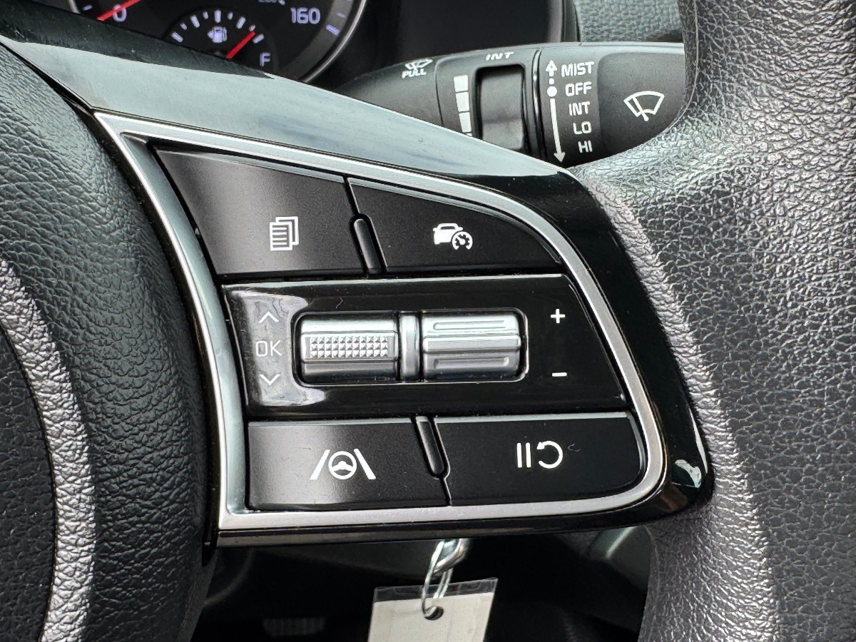 2024 Kia Forte LXS photo 29