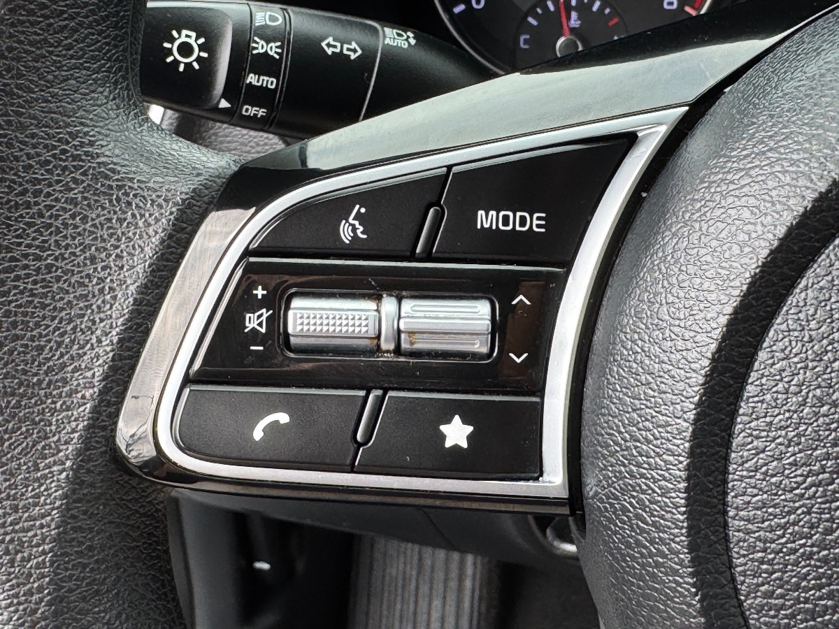 2024 Kia Forte LXS photo 30