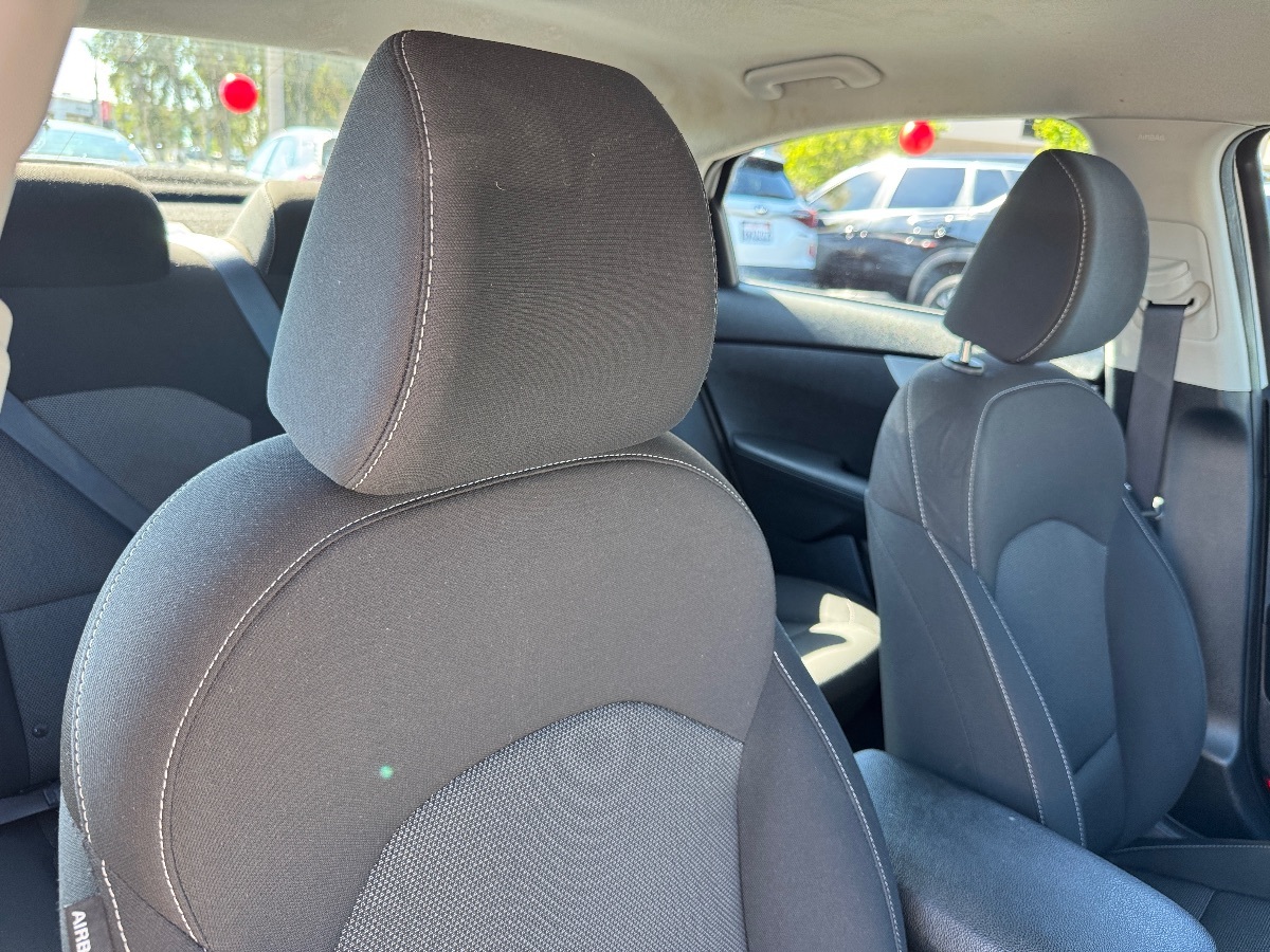 2023 Kia Forte LXS photo 13