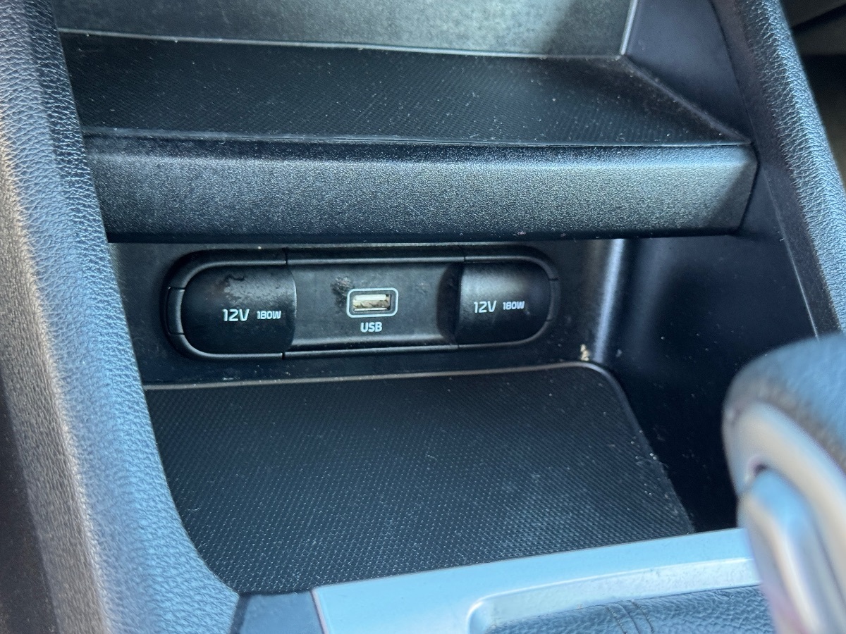 2023 Kia Forte LXS photo 29