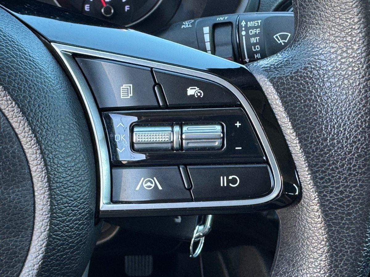 2023 Kia Forte LXS photo 30