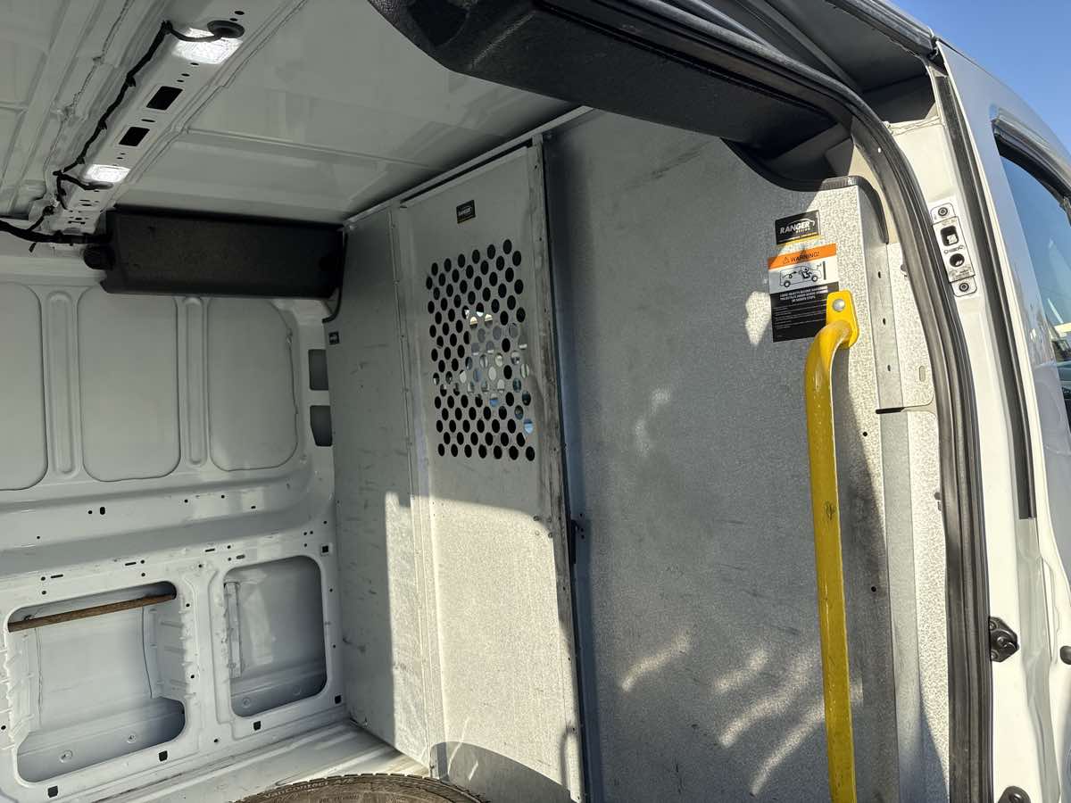 2021 Ford Transit Cargo Van photo 3