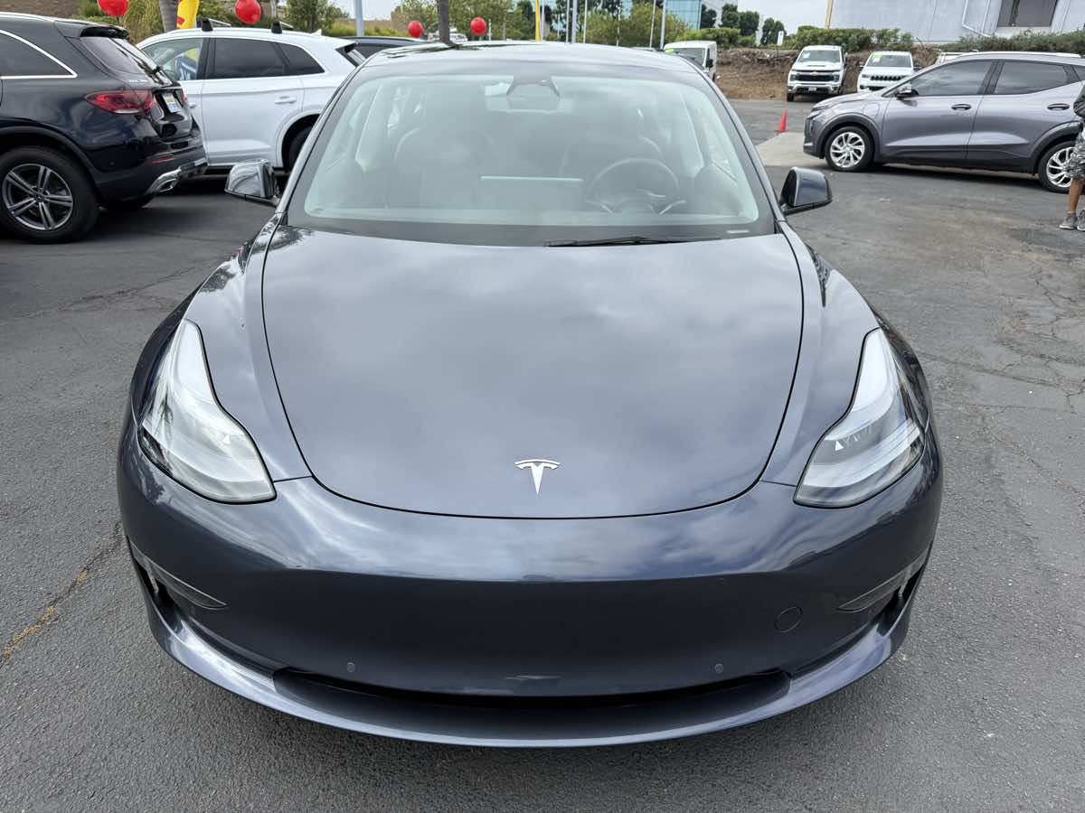 2022 Tesla Model 3 photo 2