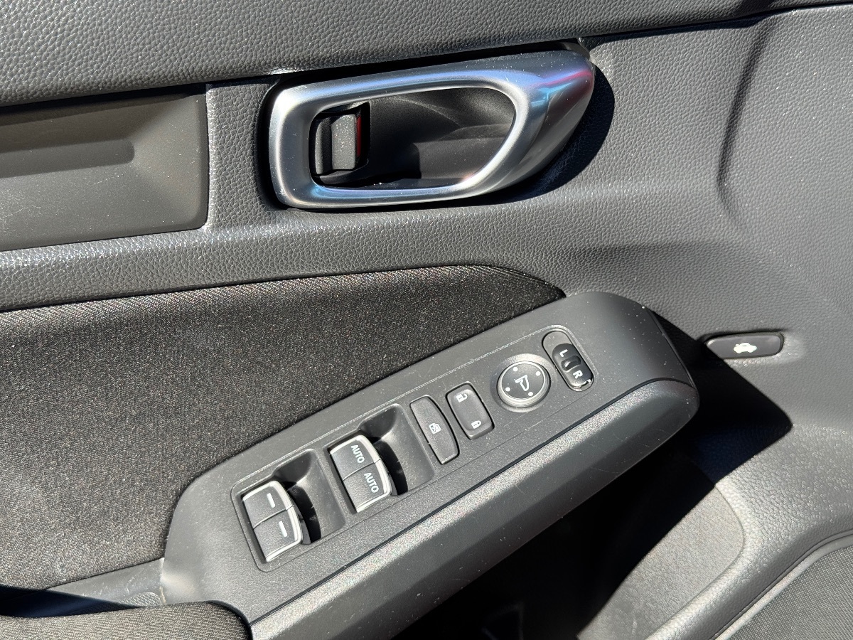 2023 Honda Civic Sport - Photo 30