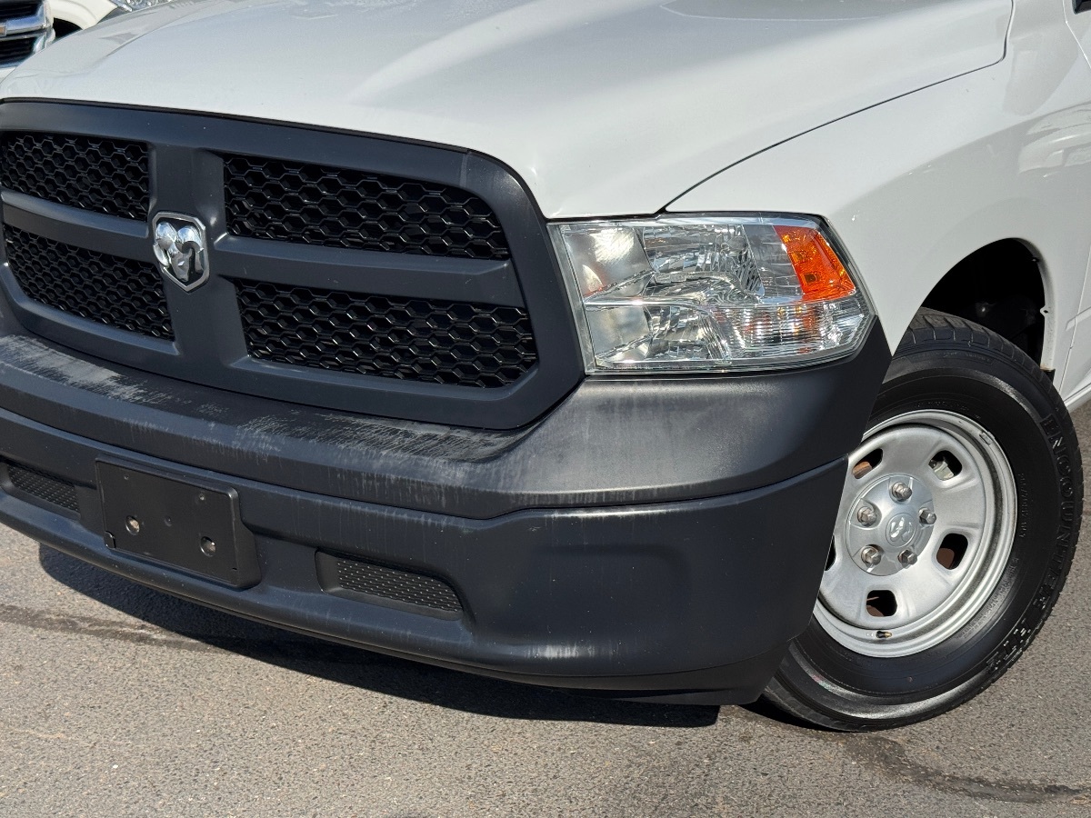 2020 Ram 1500 Classic Tradesman photo 3