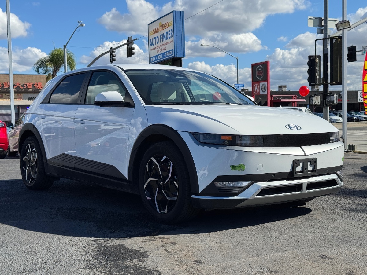 2023 Hyundai Ioniq 5 SEL photo 3