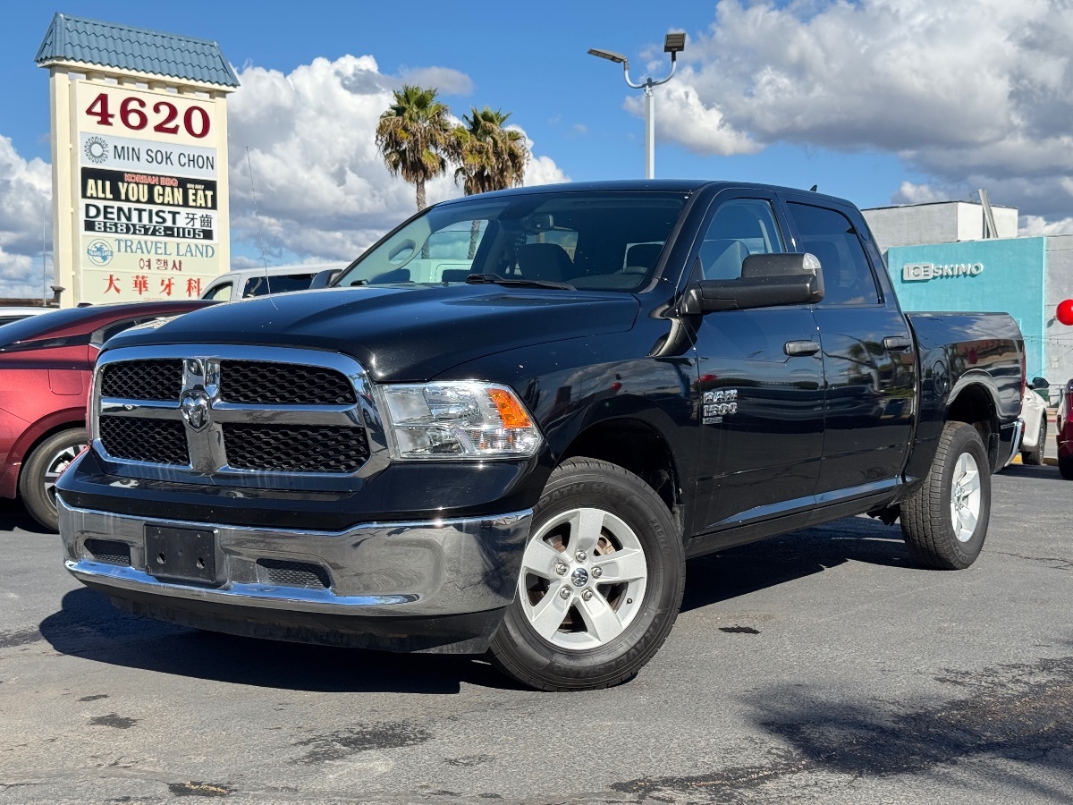 2023 Ram 1500 Classic SLT photo 2
