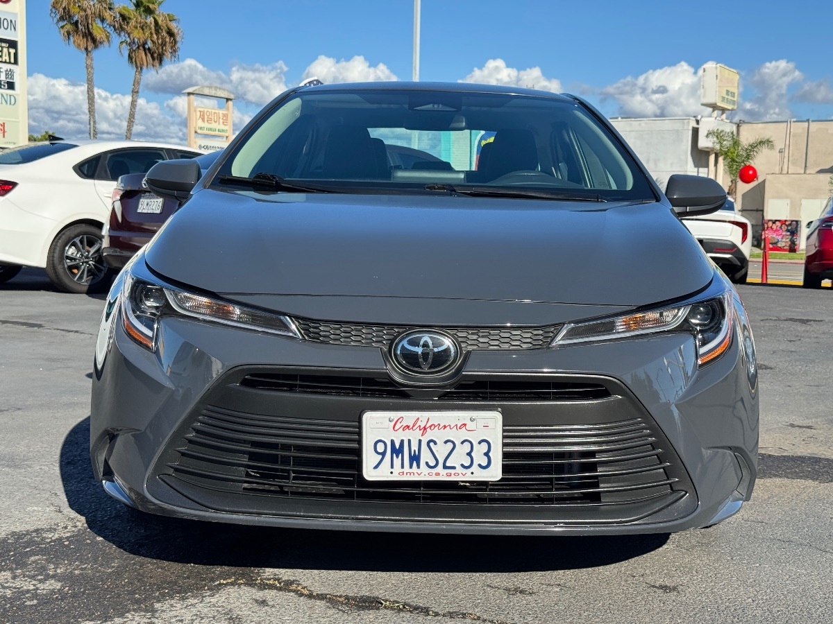 2024 Toyota Corolla LE photo 4