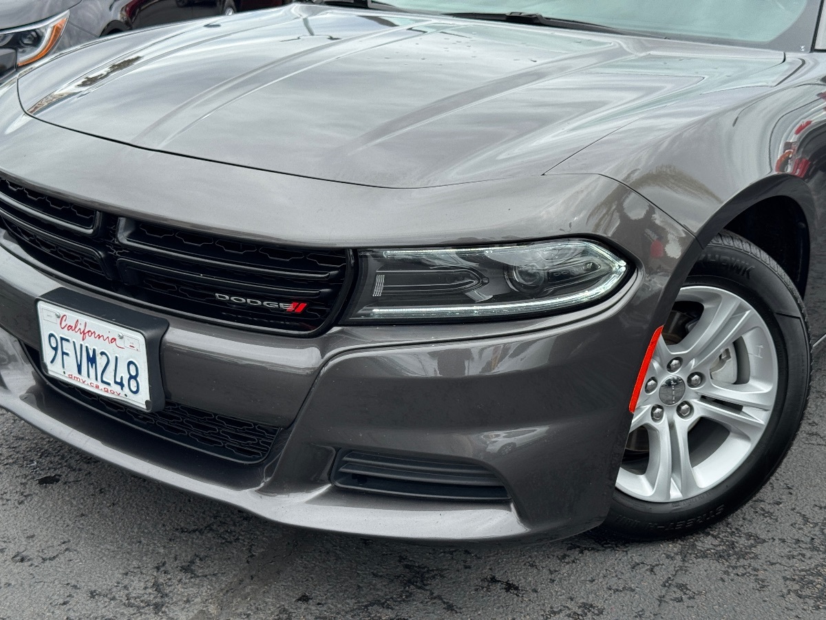 2023 Dodge Charger SXT photo 2