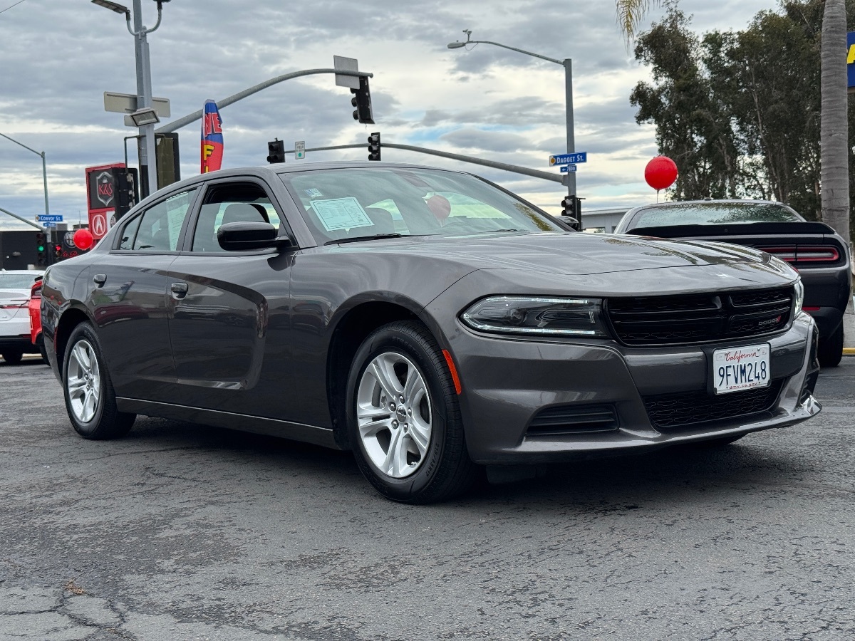 2023 Dodge Charger SXT photo 4