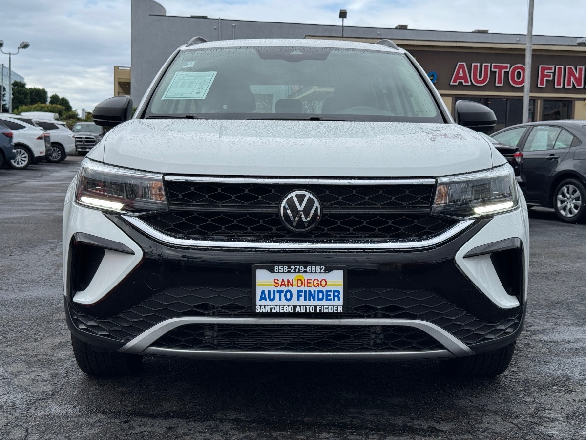 2024 Volkswagen Taos S photo 4