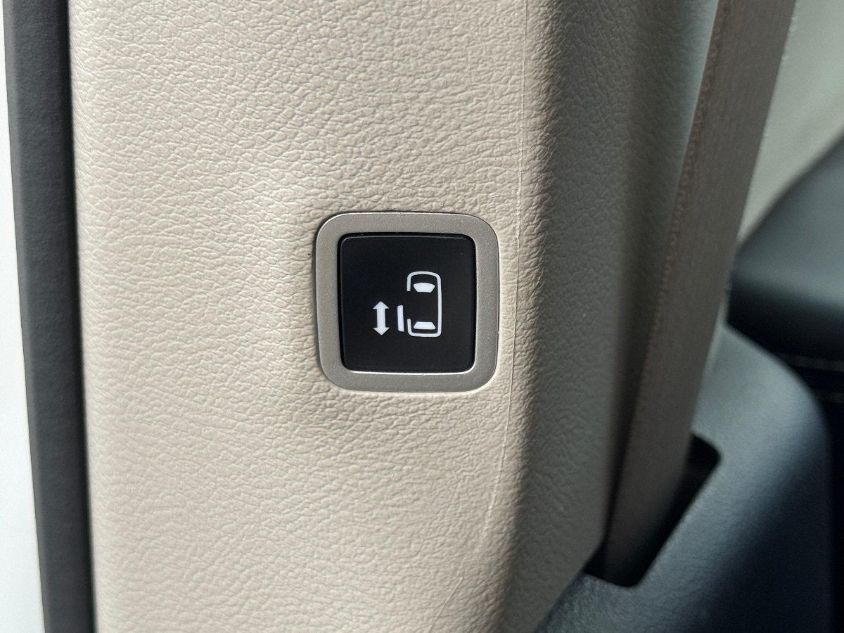 2023 Chrysler Pacifica Touring L - Photo 21