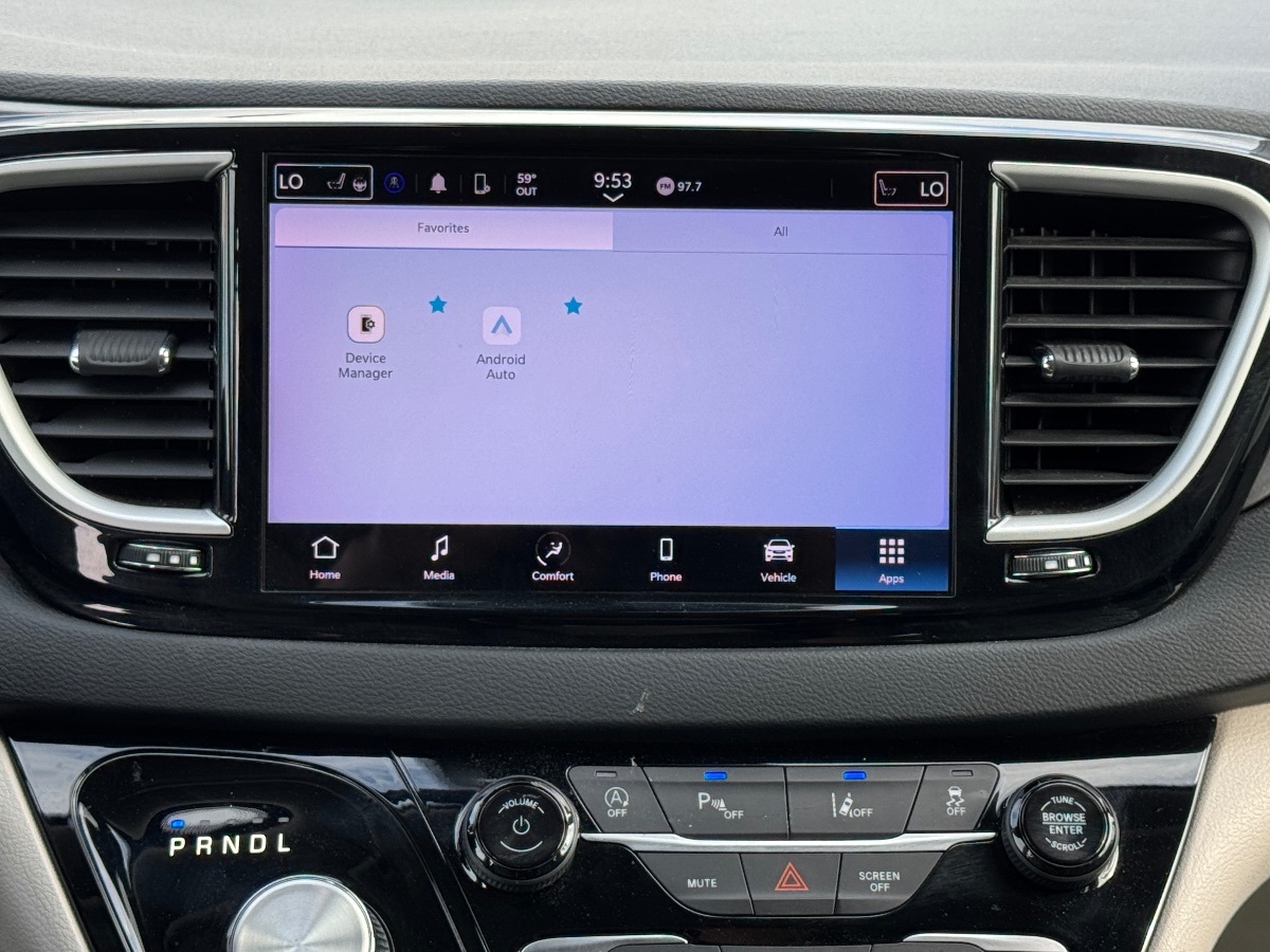2023 Chrysler Pacifica Touring L - Photo 24