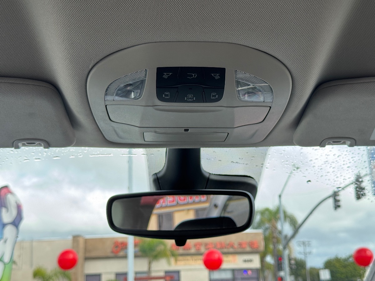 2023 Chrysler Pacifica Touring L - Photo 26
