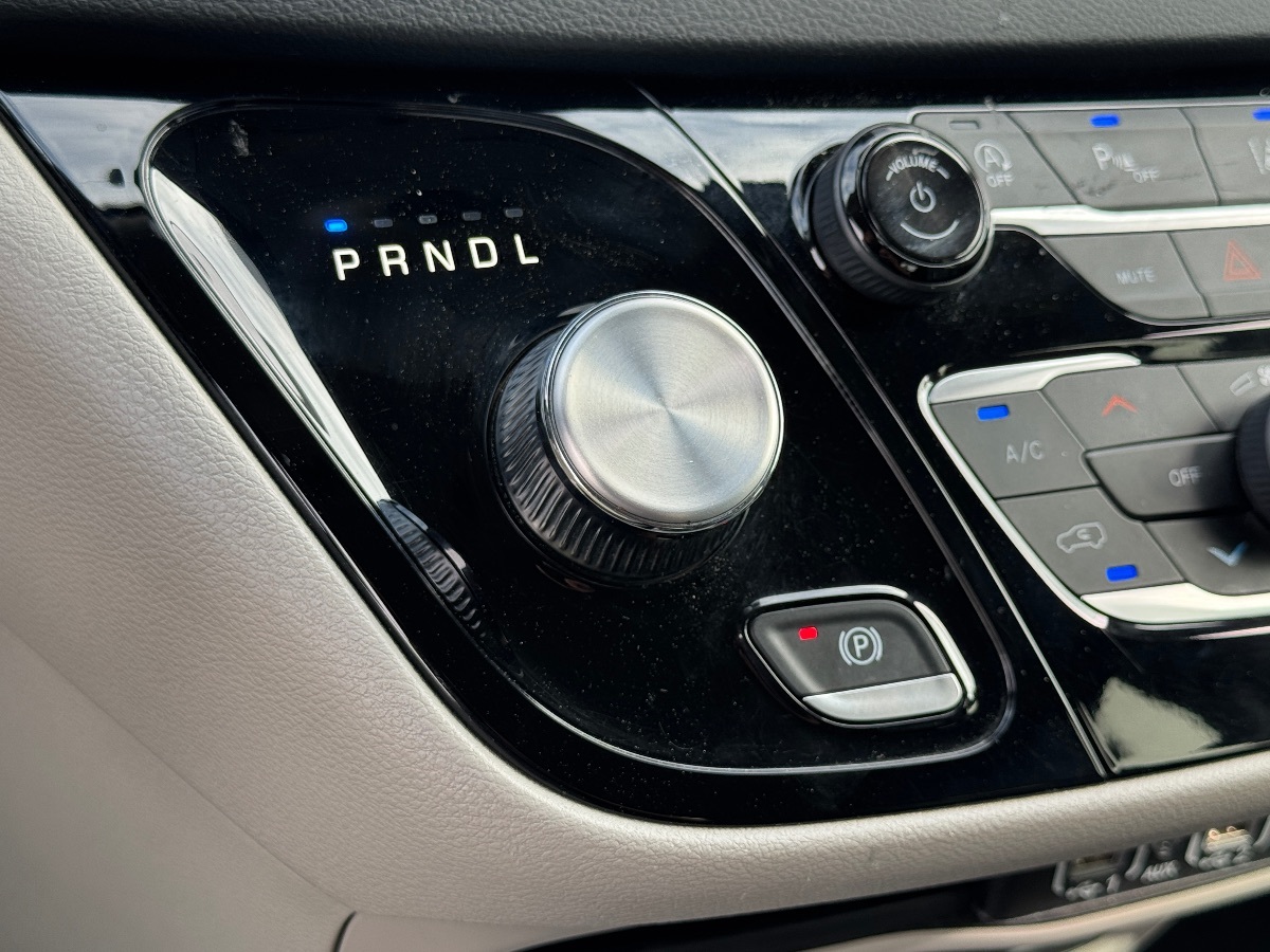 2023 Chrysler Pacifica Touring L - Photo 31