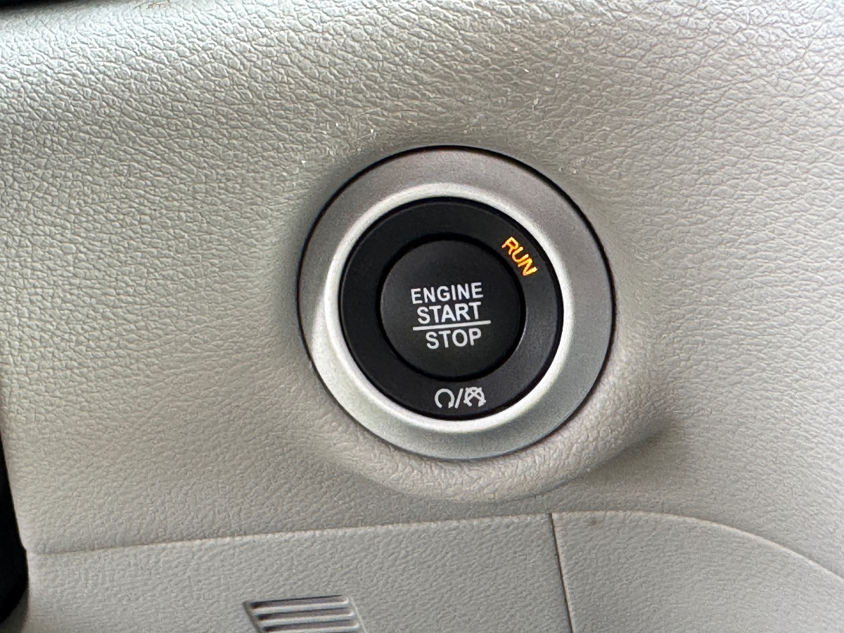 2023 Chrysler Pacifica Touring L - Photo 34