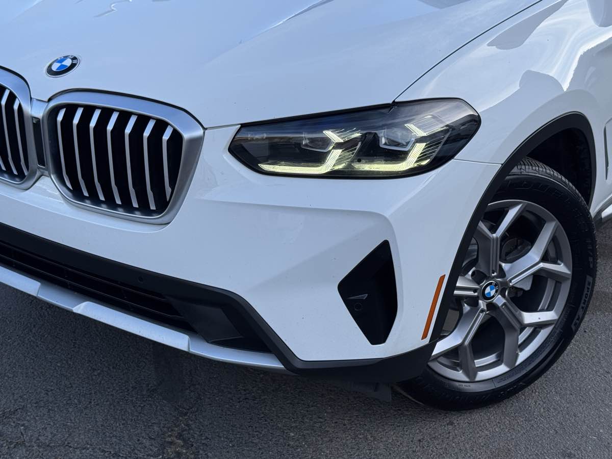 2022 BMW X3 30i - Photo 3