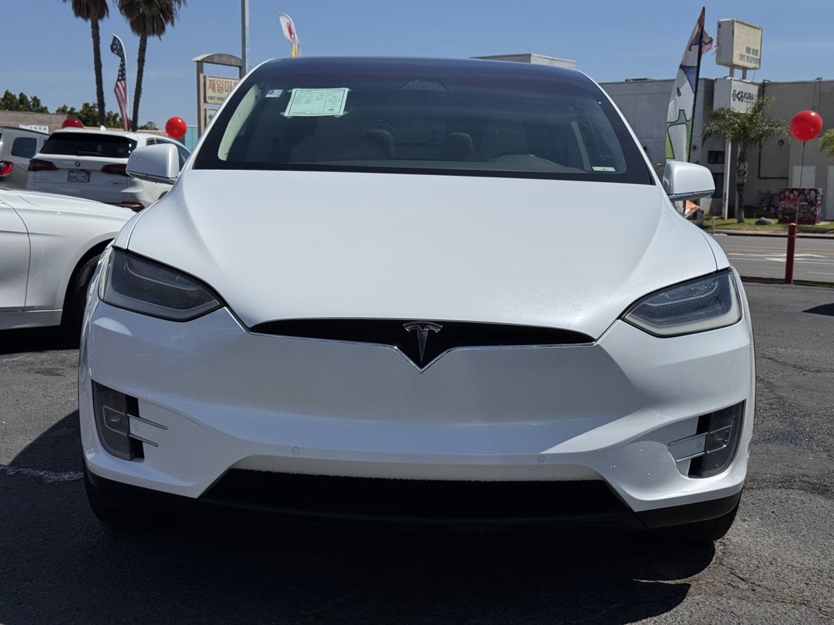 2018 Tesla Model X 75D - Photo 5