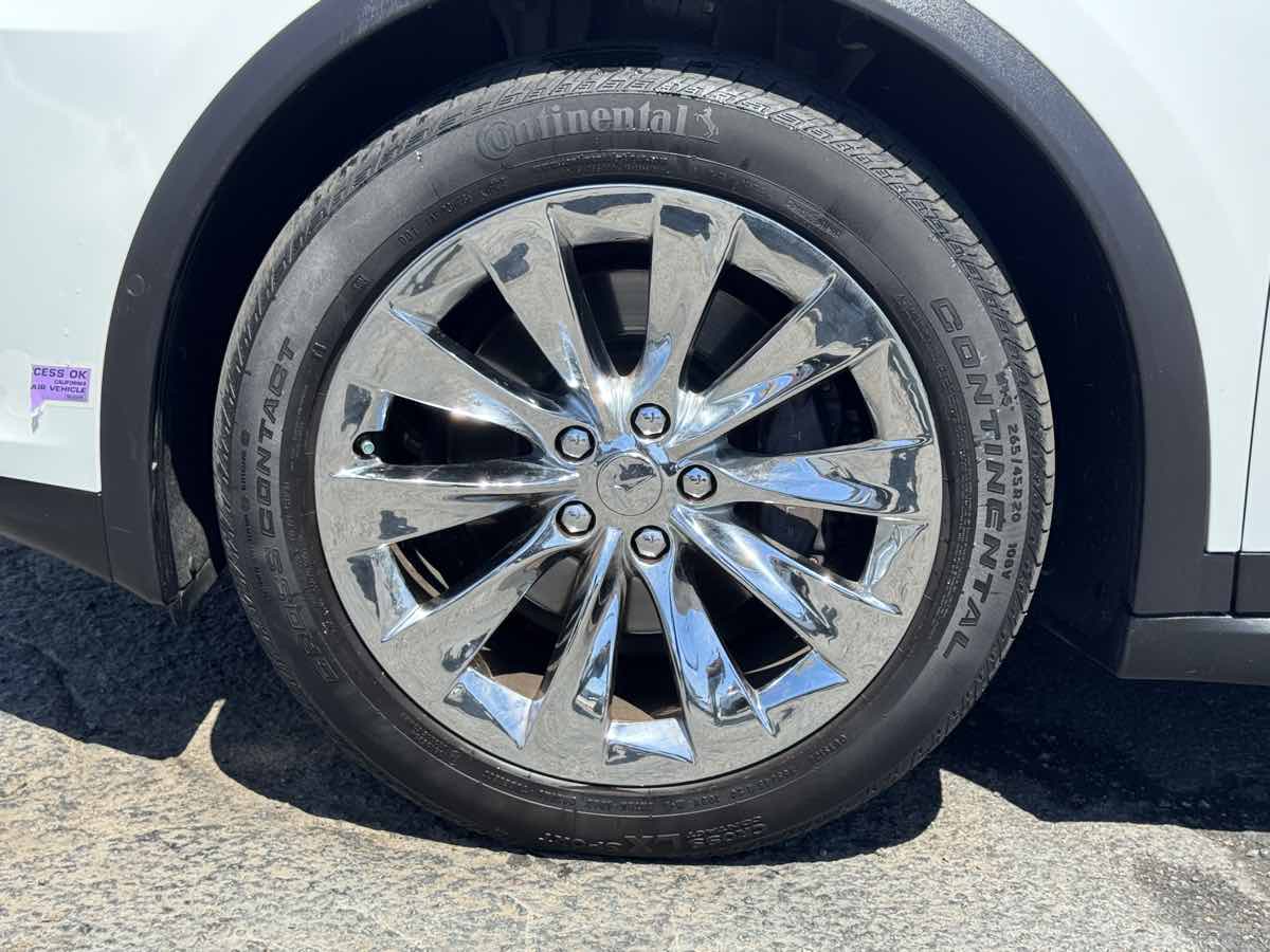 2018 Tesla Model X 75D - Photo 6