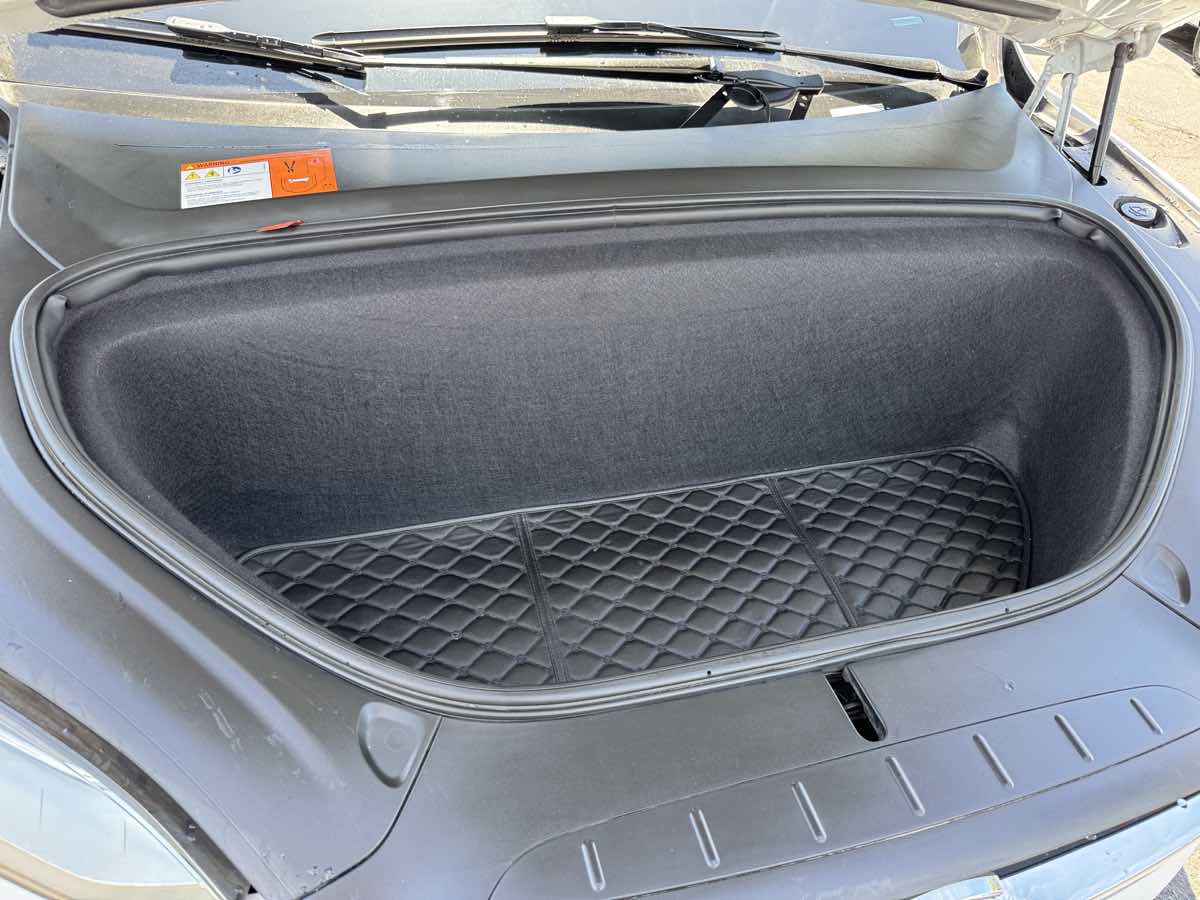 2018 Tesla Model X 75D - Photo 8