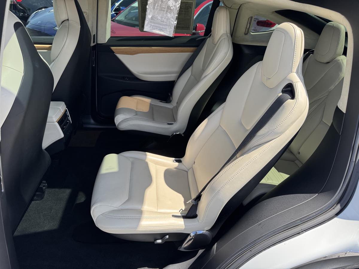 2018 Tesla Model X 75D - Photo 26