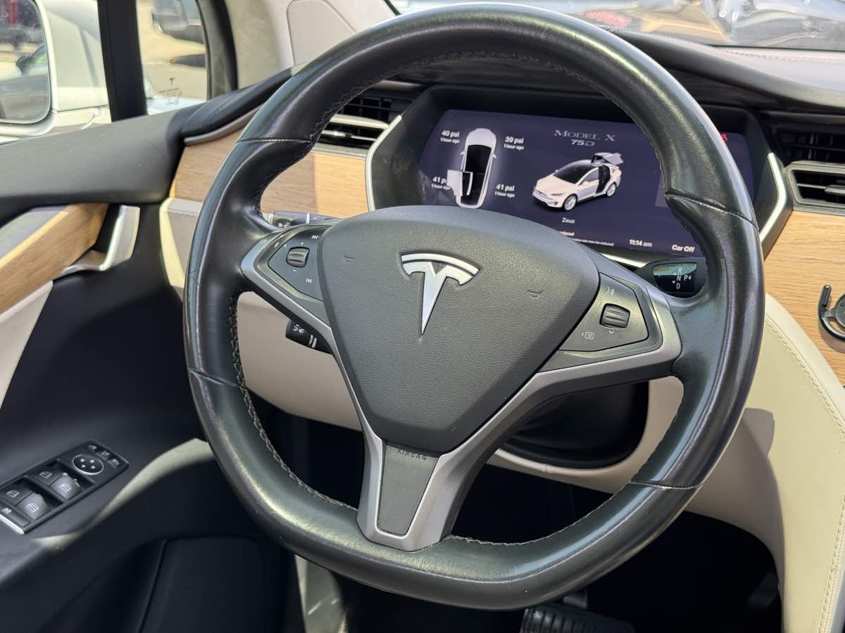 2018 Tesla Model X 75D - Photo 31