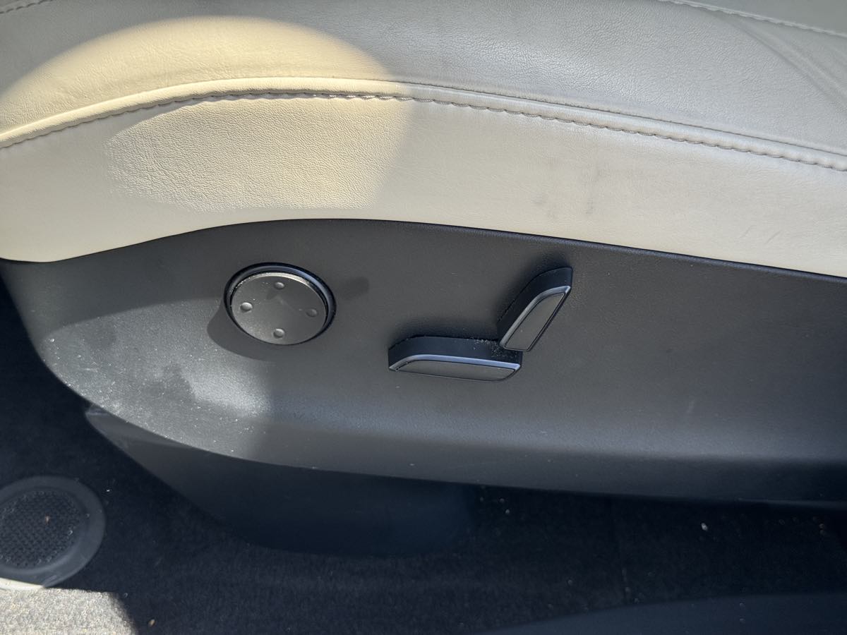 2018 Tesla Model X 75D - Photo 33