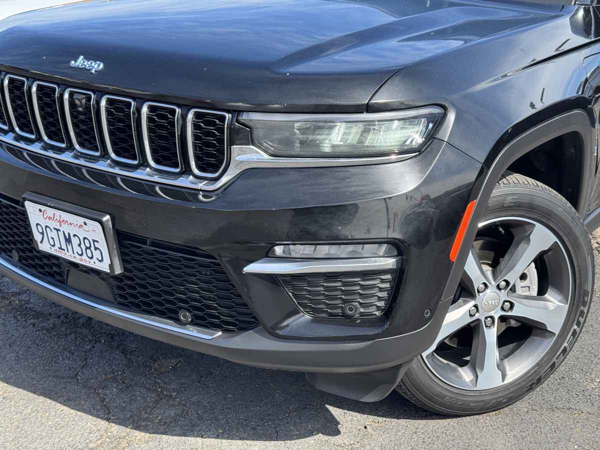 2023 Jeep Grand Cherokee 4xe - Photo 3