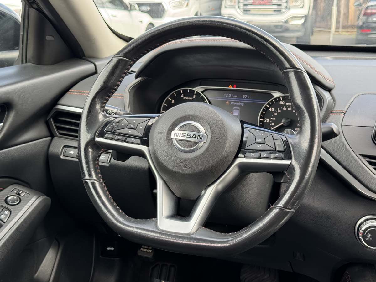 2021 Nissan Altima SR - Photo 24