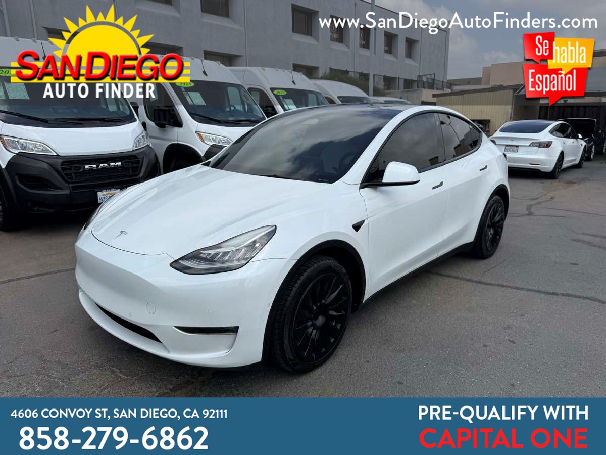 2022 Tesla Model Y Long Range Dual Motor All-Wheel Drive's photo