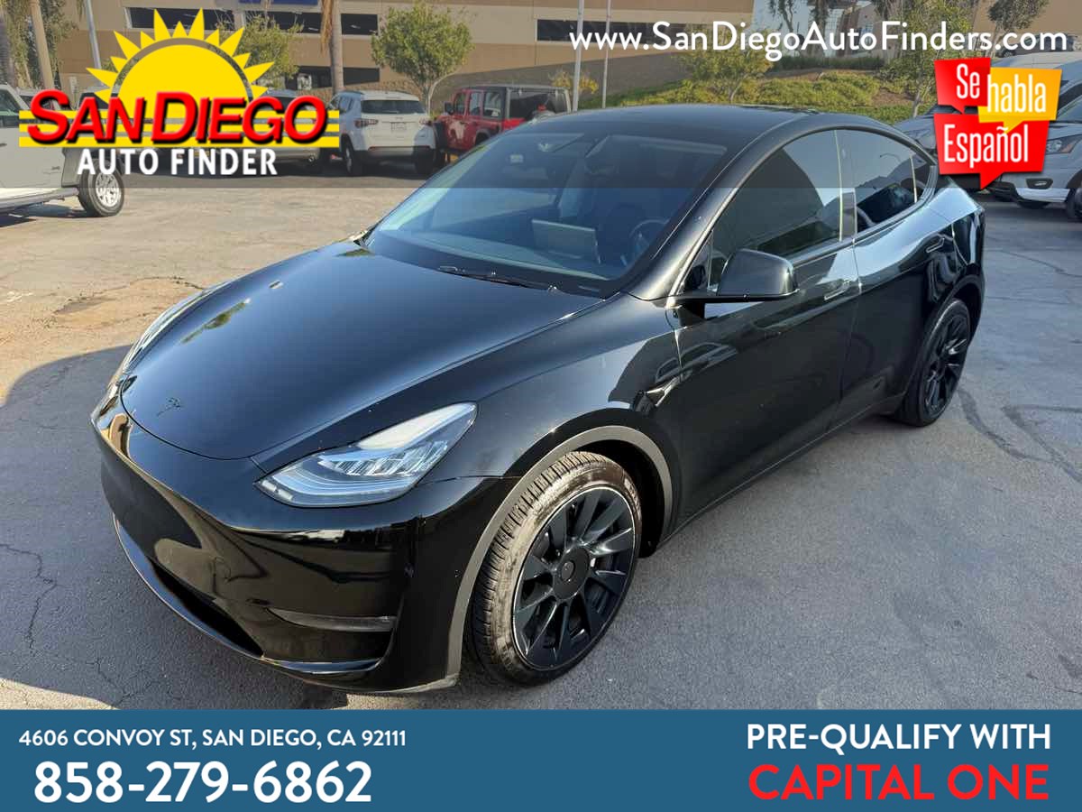 2022 Tesla Model Y's photo