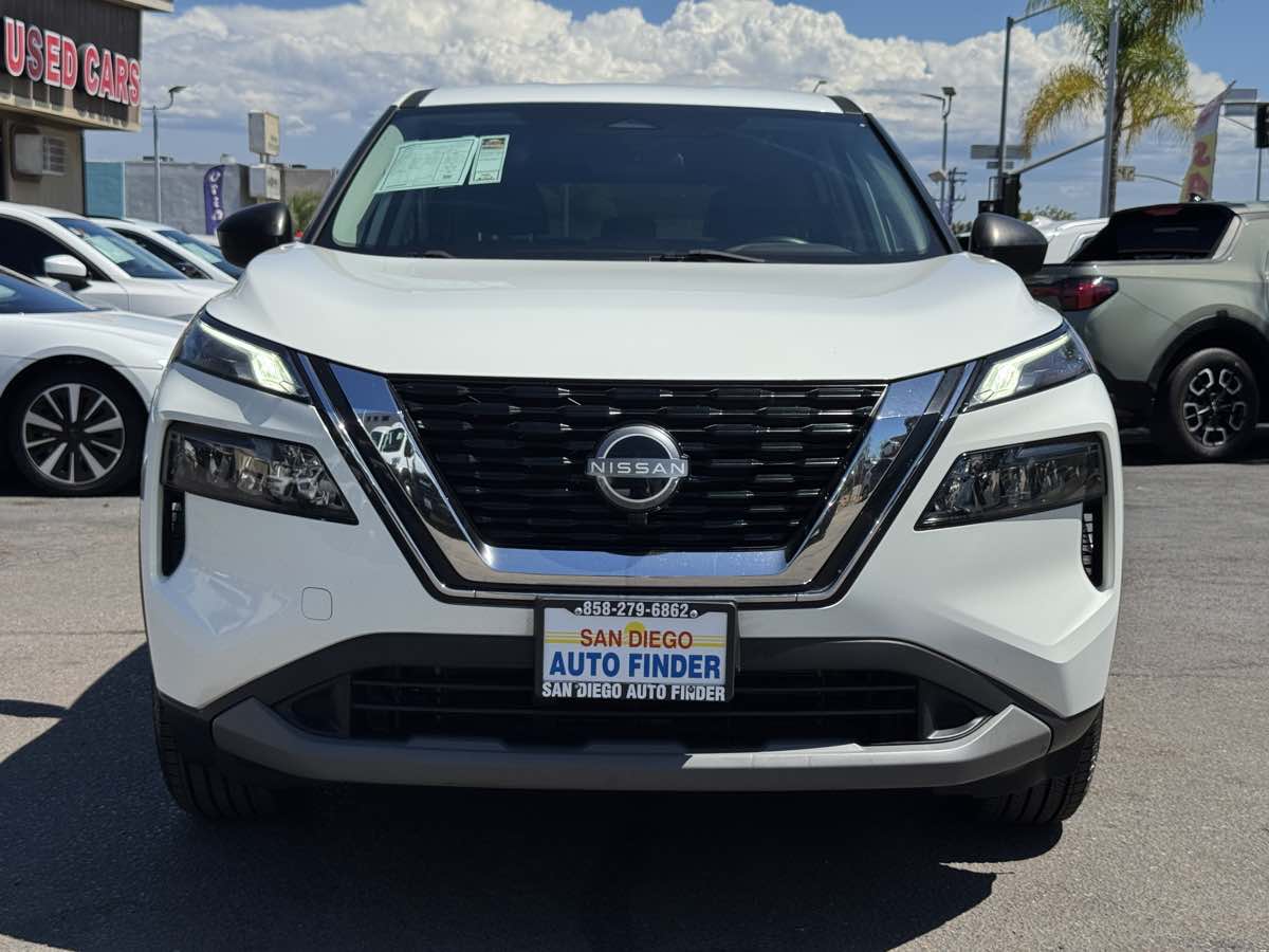 Nissan Rogue photo 5
