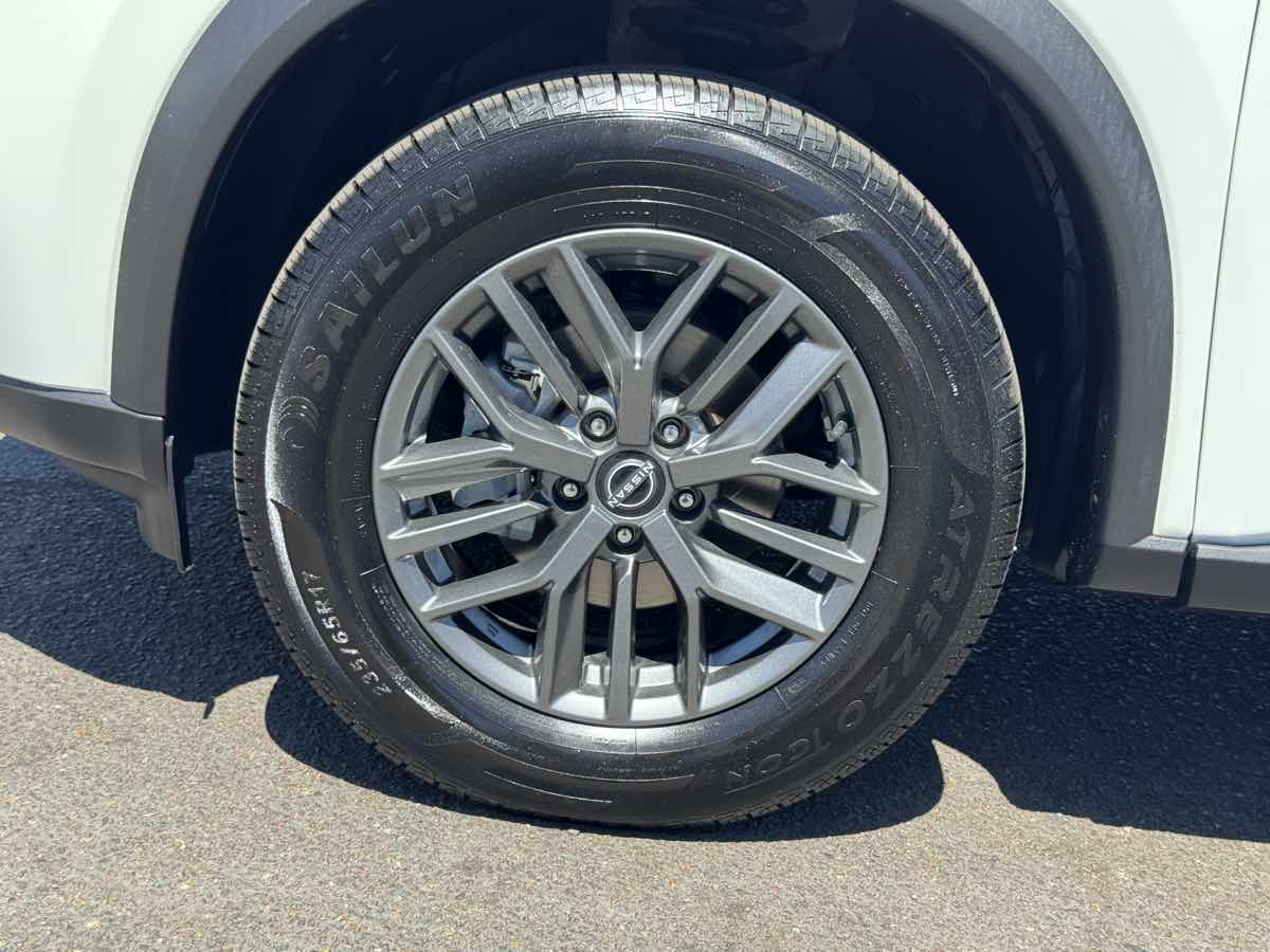 Nissan Rogue photo 6