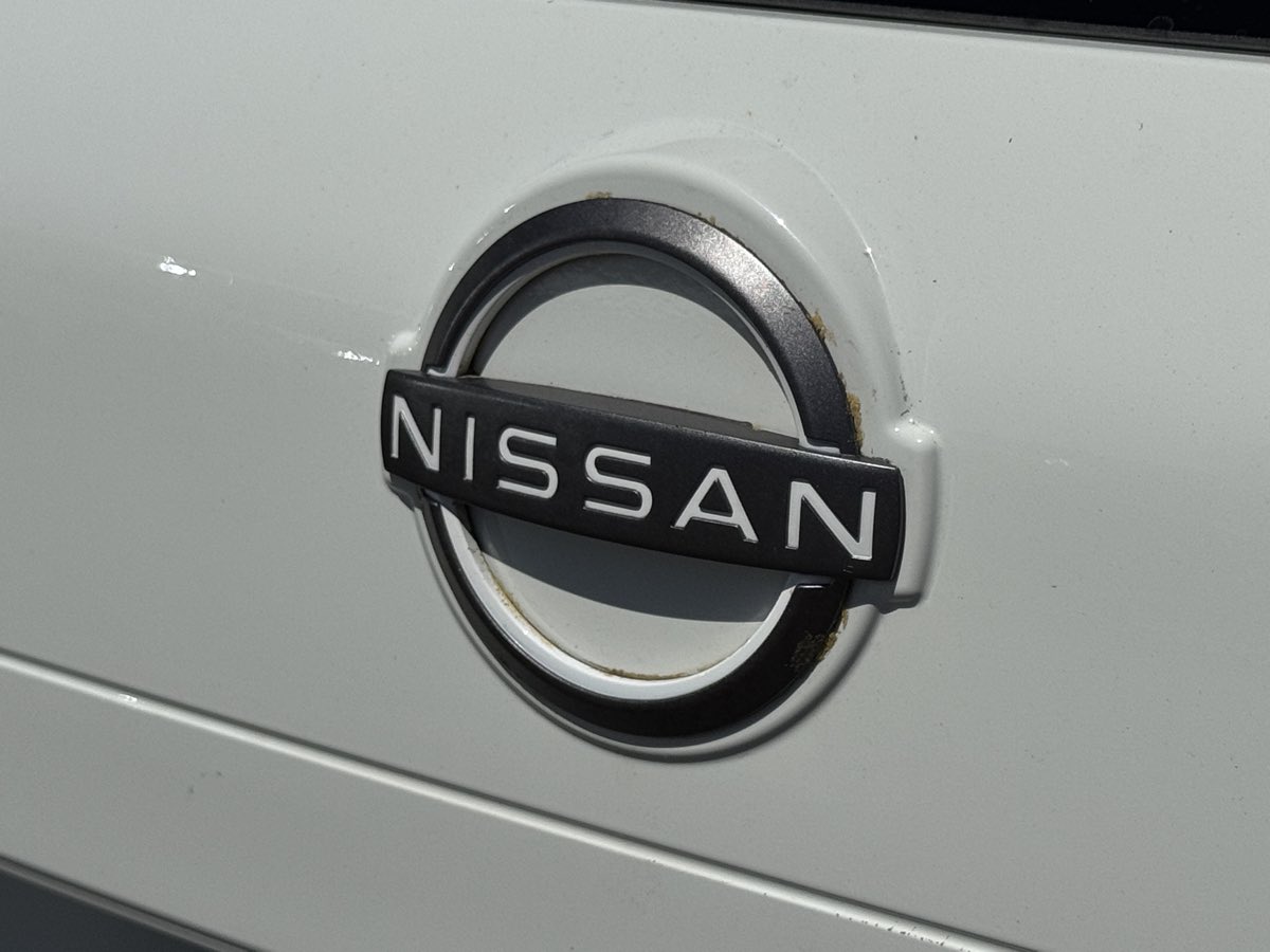 Nissan Rogue photo 12