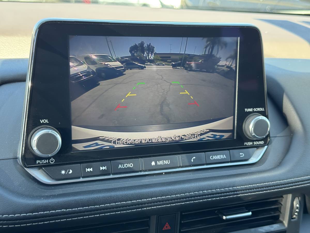 Nissan Rogue photo 29