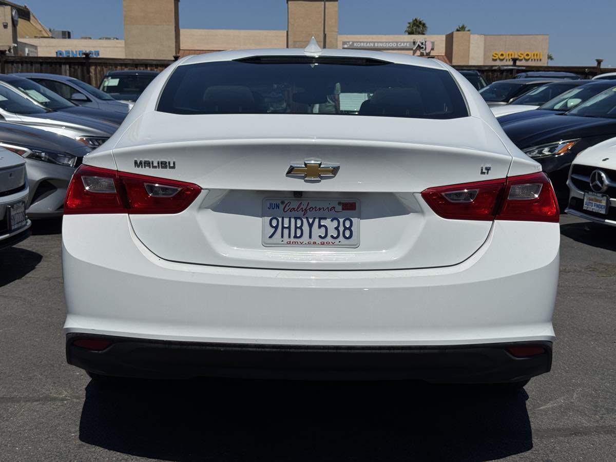 Chevrolet Malibu photo 11