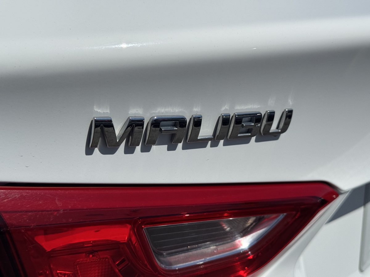 Chevrolet Malibu photo 14