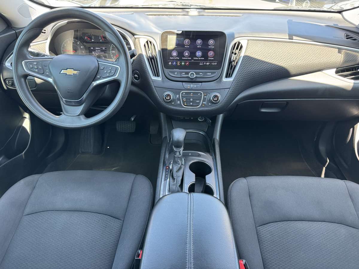 Chevrolet Malibu photo 22