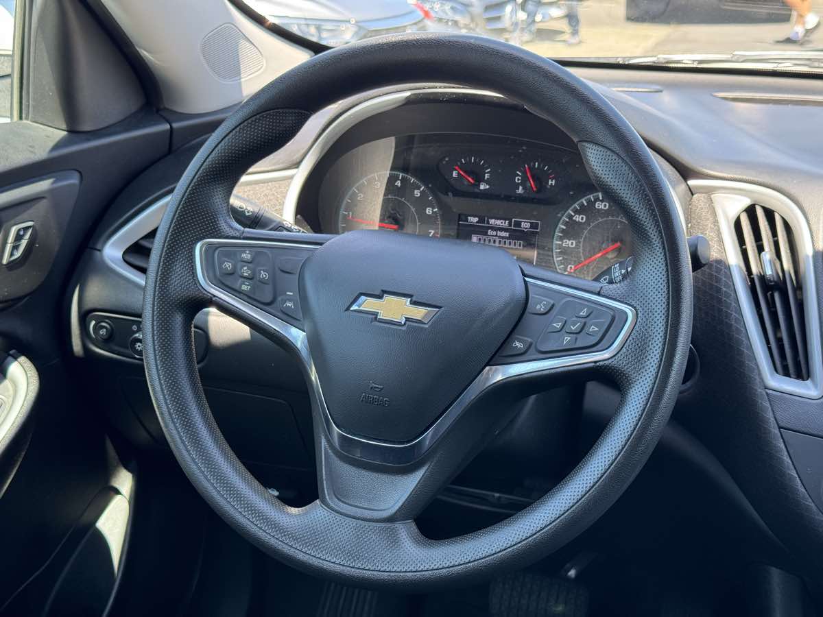 Chevrolet Malibu photo 25