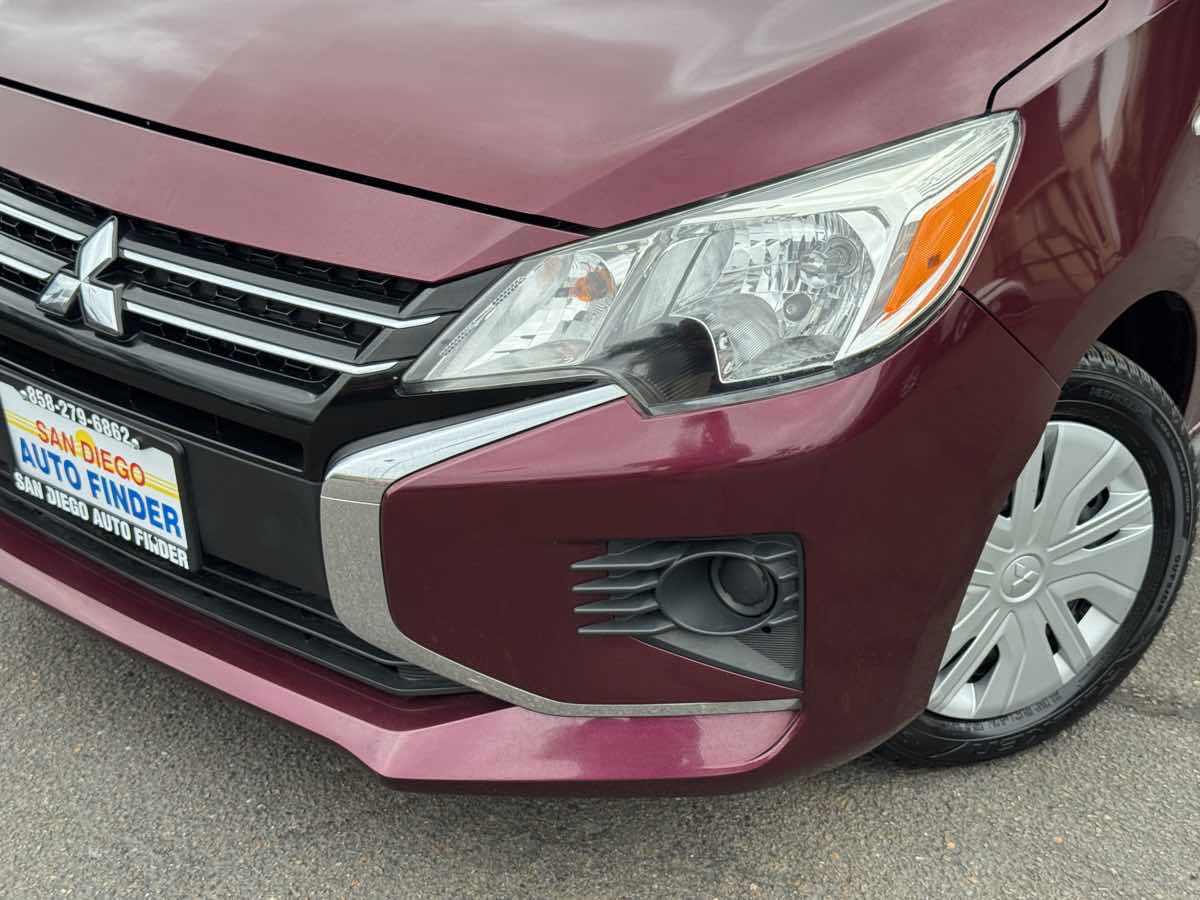 Mitsubishi Mirage photo 3
