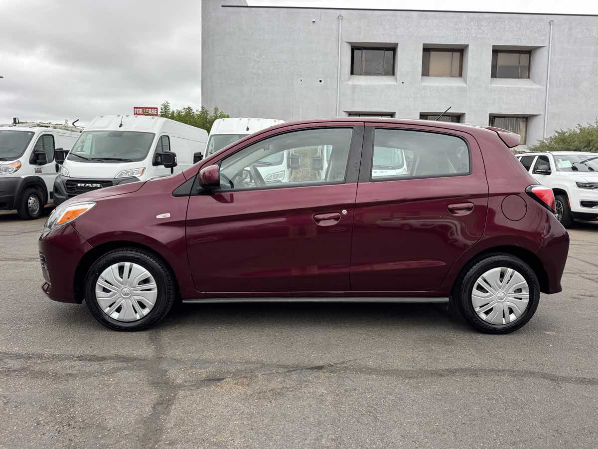 Mitsubishi Mirage photo 8